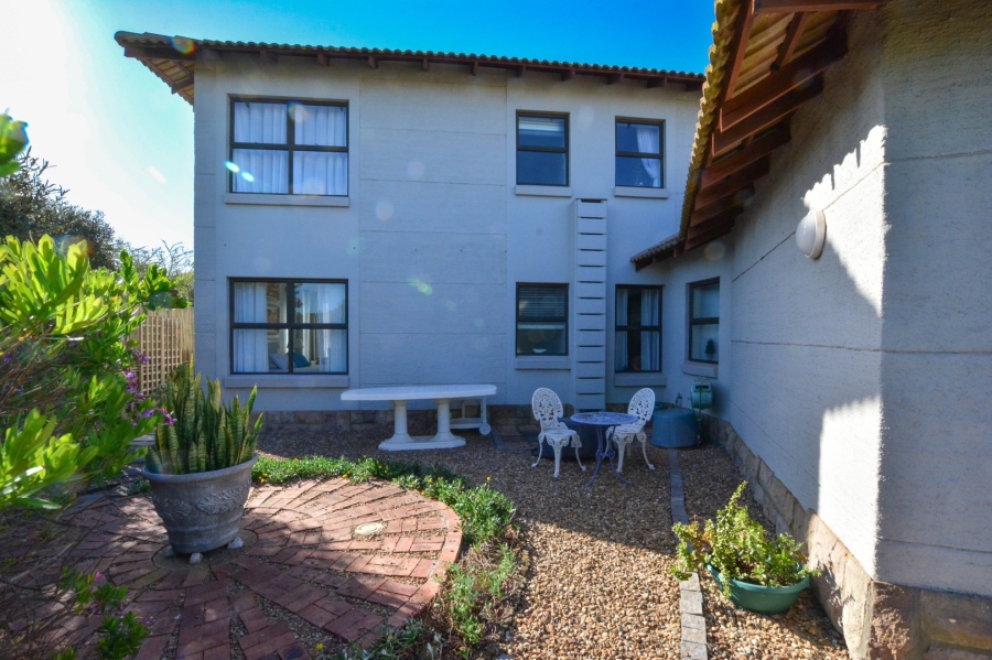 5 Bedroom Property for Sale in Langebaan Country Estate Western Cape